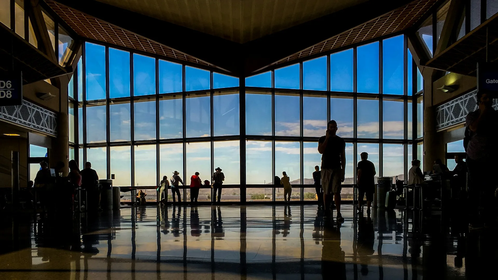 Europe’s New Border Checks: What American Travelers Need for 2026–27
